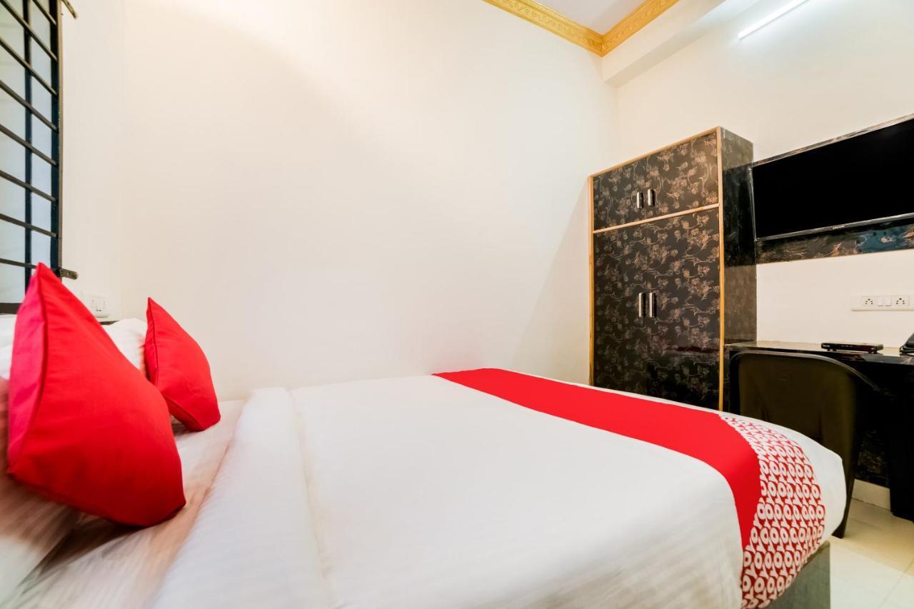 Oyo 40726 Classic Guest House Shillong Exteriör bild