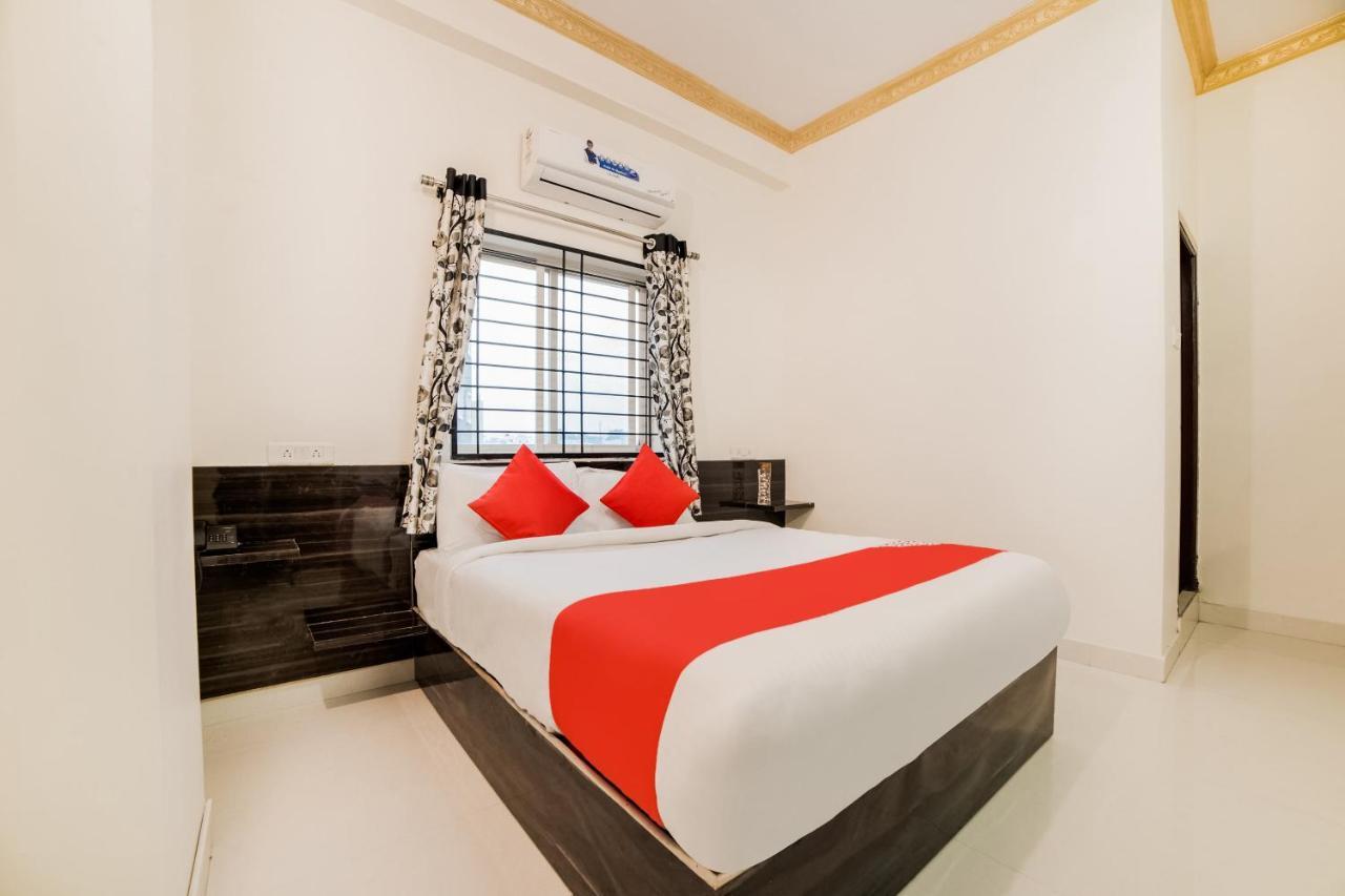 Oyo 40726 Classic Guest House Shillong Exteriör bild